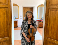 Anne Lindsay 2024 promo photo